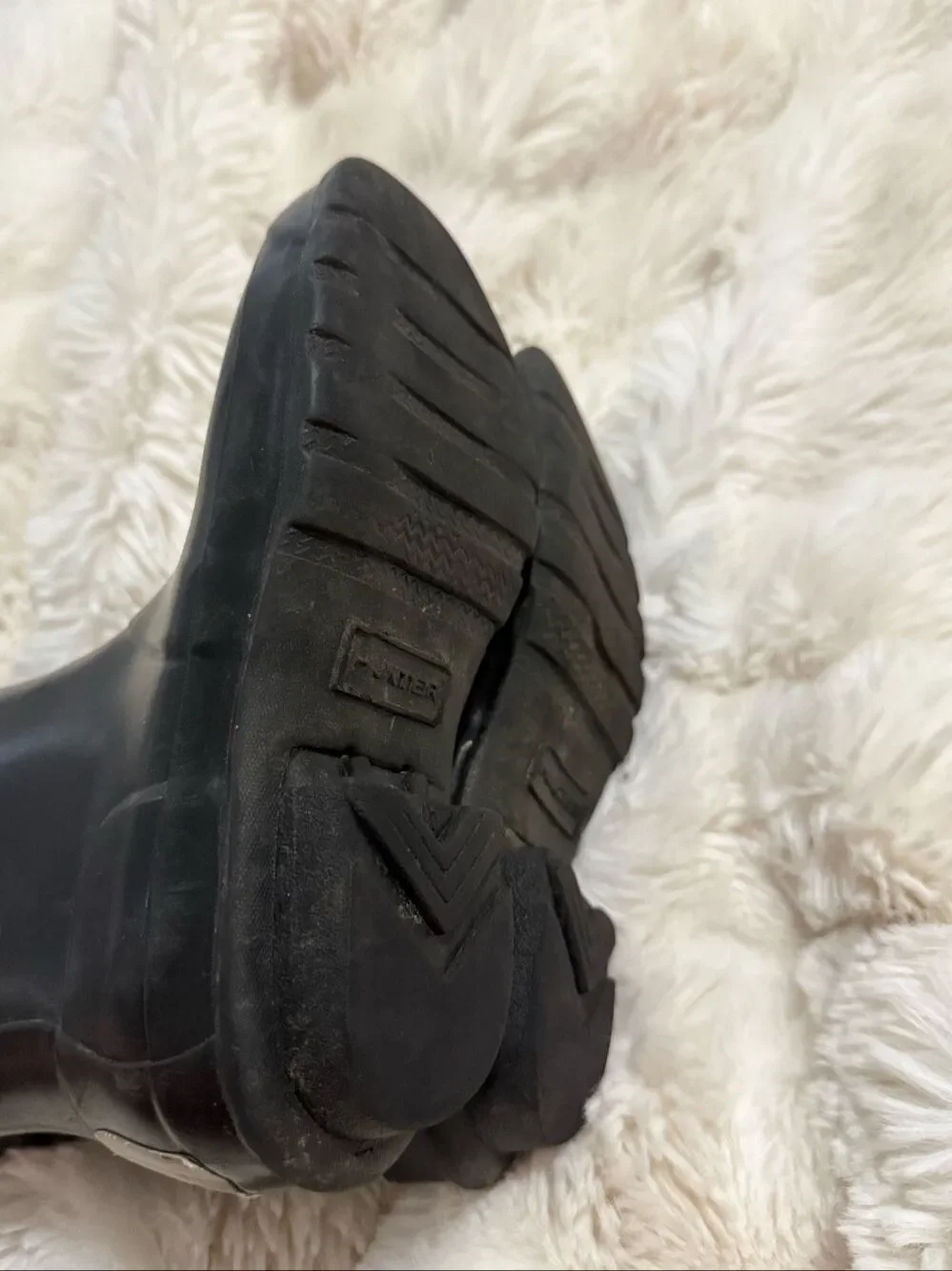 Hunter Big Kids Original Gloss Black Rubber Rain Boots Size 3 Waterproof